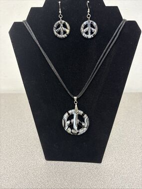 Vintage Jewelry Murano Style Art Foil Glass PEACE SIGN, 21” Black Cord, Earrings